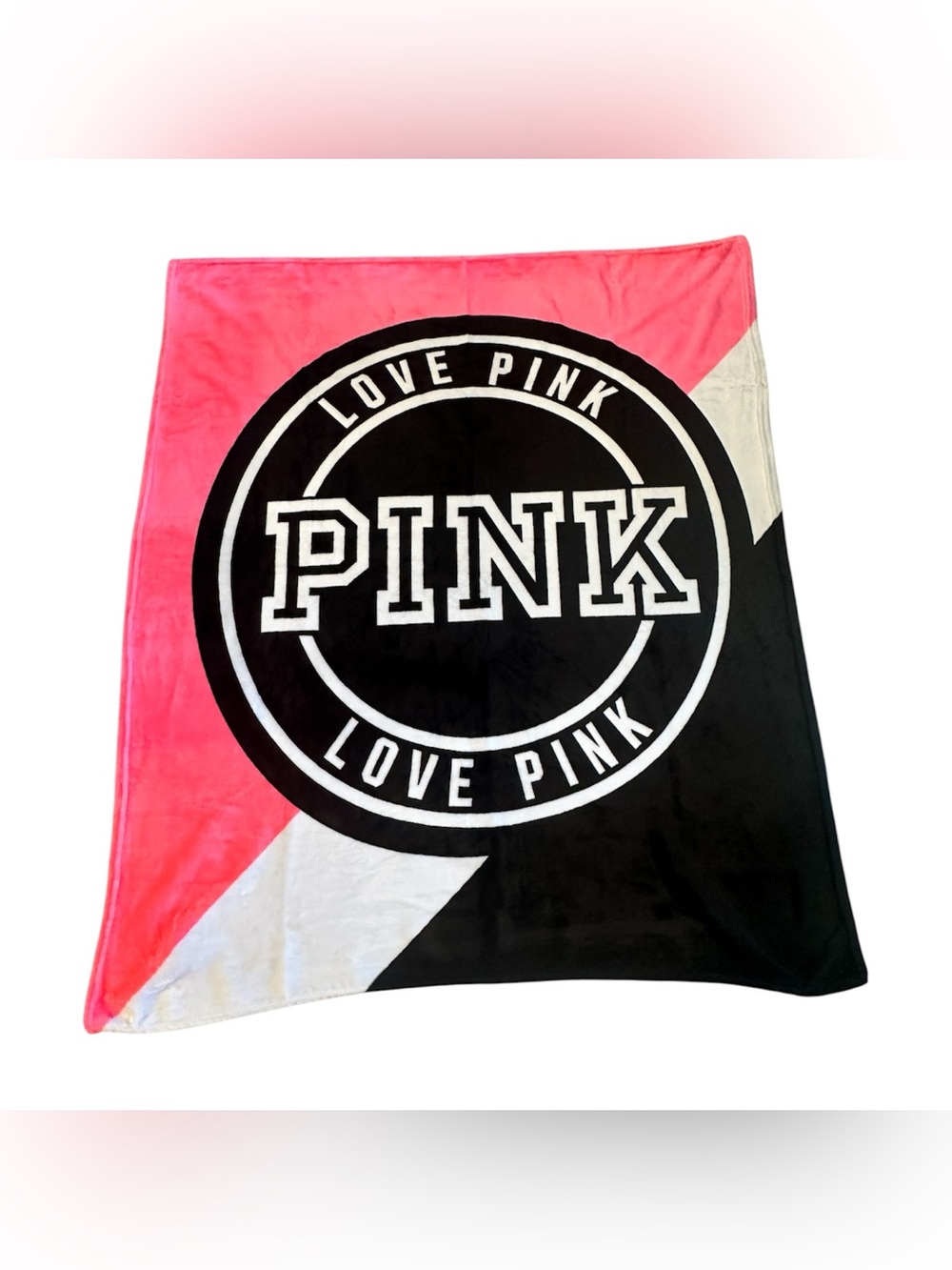 PINK Love Pink Graphic Throw Blanket